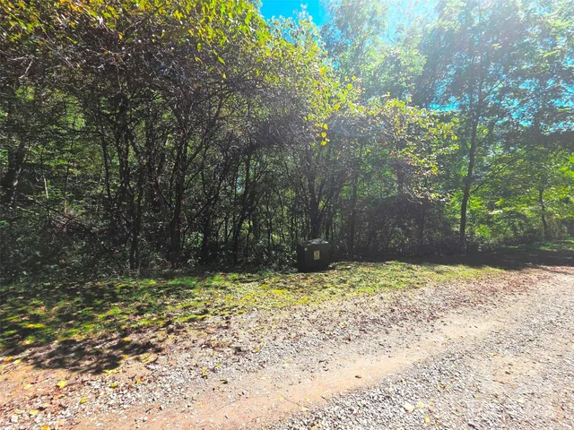 $29,500 | 123 Live Oak Loop, Unit 29, Waynesville, NC 28785