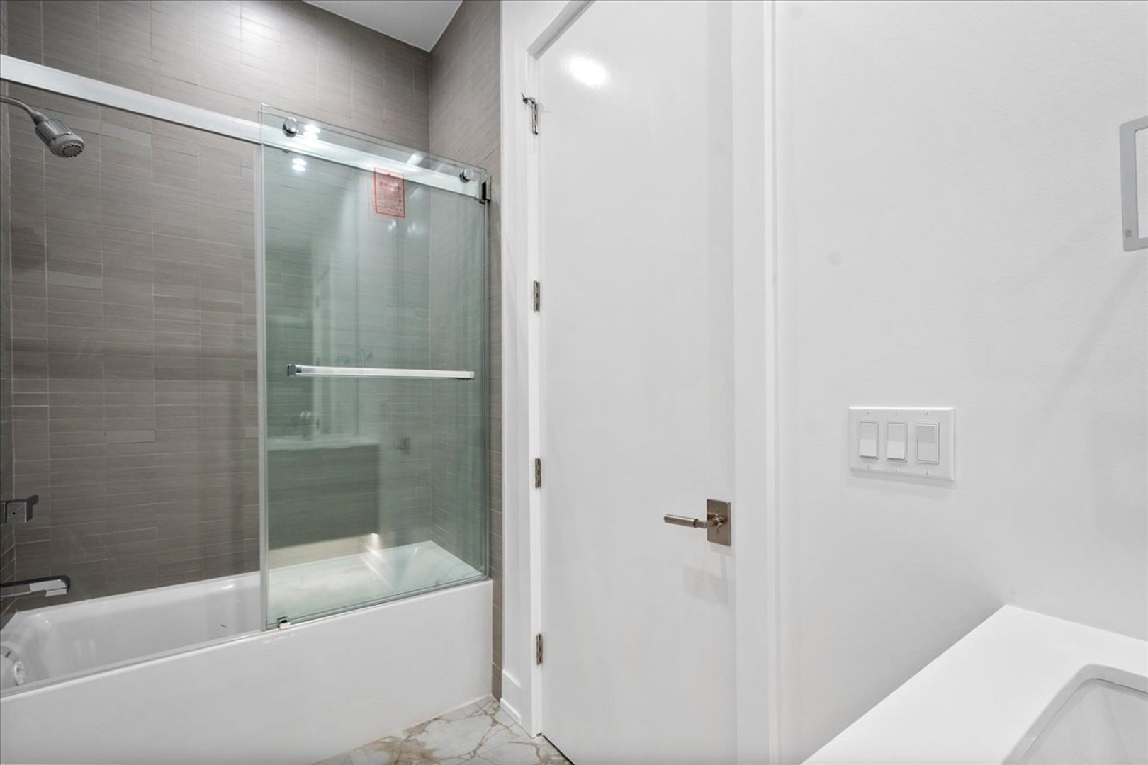 728 Waukegan Road, Unit 209 Deerfield, IL 60015 - Photo 20 of 28