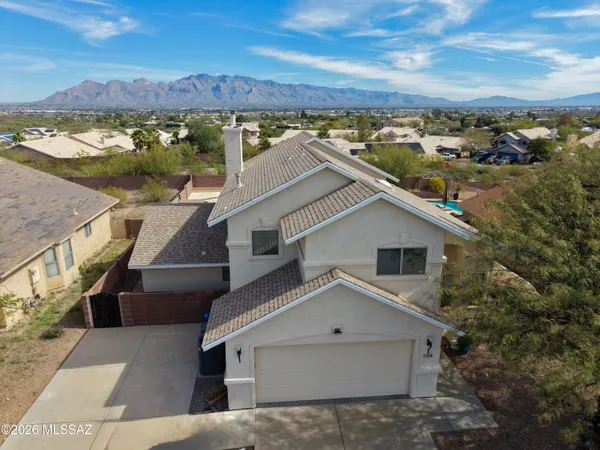 $439,000 | 1910 North Takahe Way, Tucson, AZ 85745