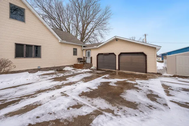 $139,000 | 811 East 5th Street, Blue Earth, MN 56013