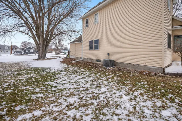 $139,000 | 811 East 5th Street, Blue Earth, MN 56013