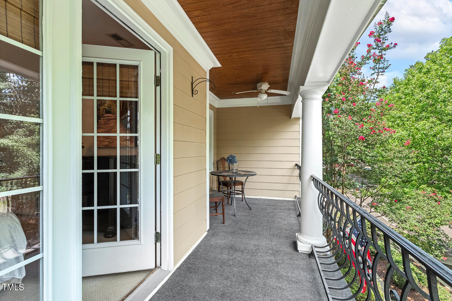 500 Potomac Grove Place Cary, NC 27519 - Photo 54 of 77 a balcony with table and chairs