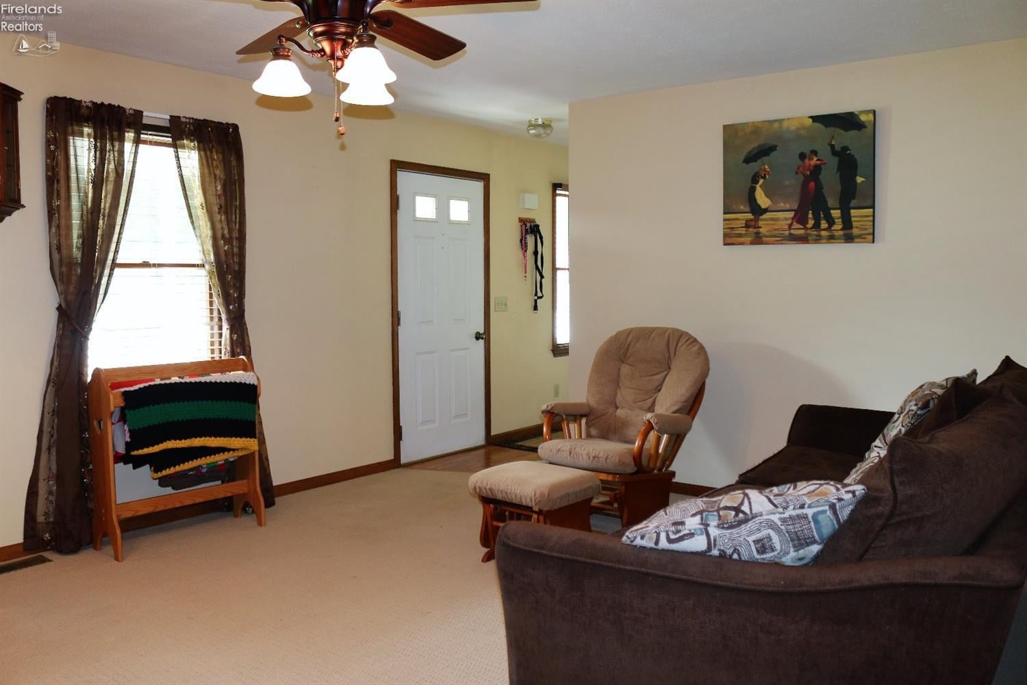 11503 Darrow Road Vermilion, OH 44089 - Photo 4 of 10 Gallery Image 4