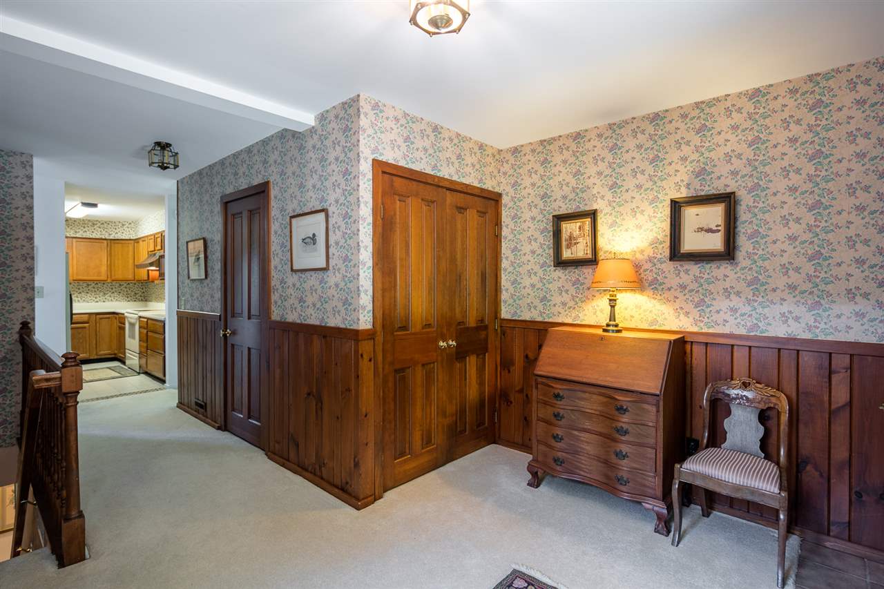 490 Gilcrist Road Stowe, VT 05672 - Photo 13 of 35