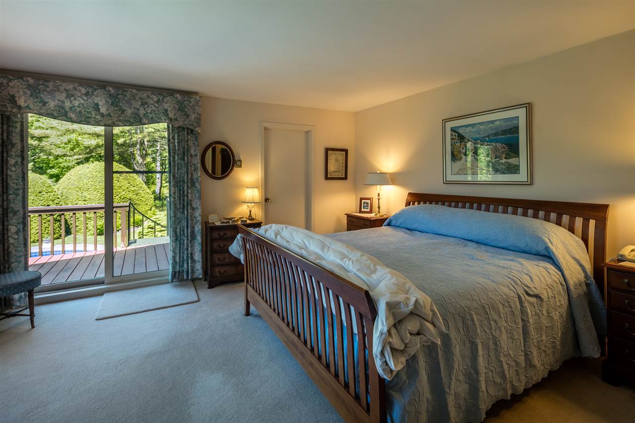 490 Gilcrist Road Stowe, VT 05672 - Photo 17 of 35