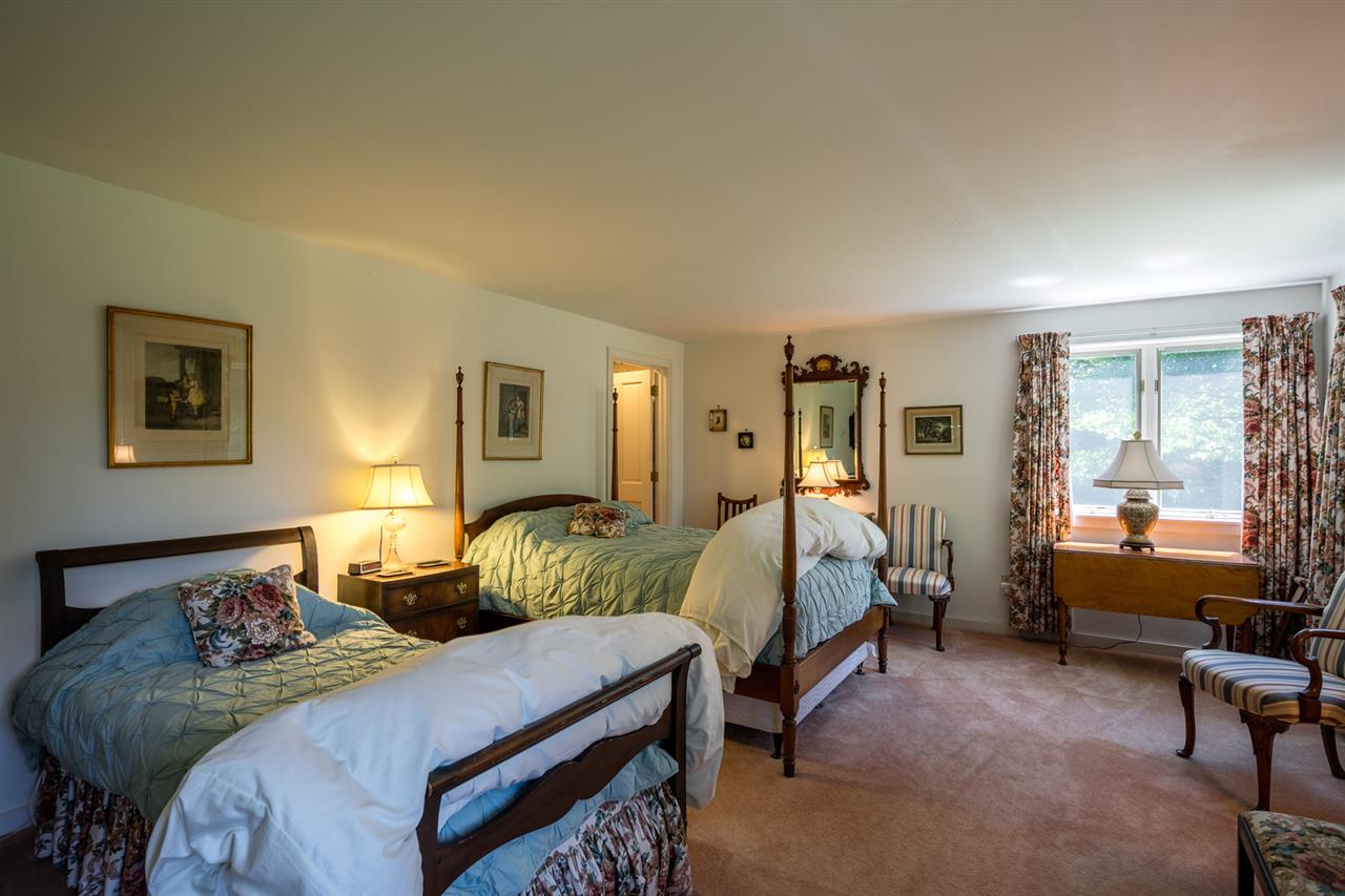 490 Gilcrist Road Stowe, VT 05672 - Photo 20 of 35