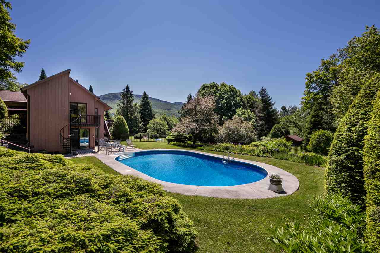 490 Gilcrist Road Stowe, VT 05672 - Photo 3 of 35
