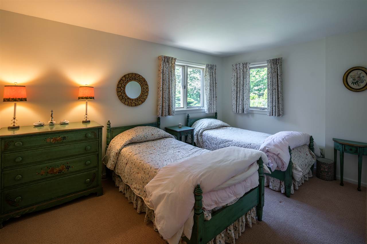 490 Gilcrist Road Stowe, VT 05672 - Photo 24 of 35