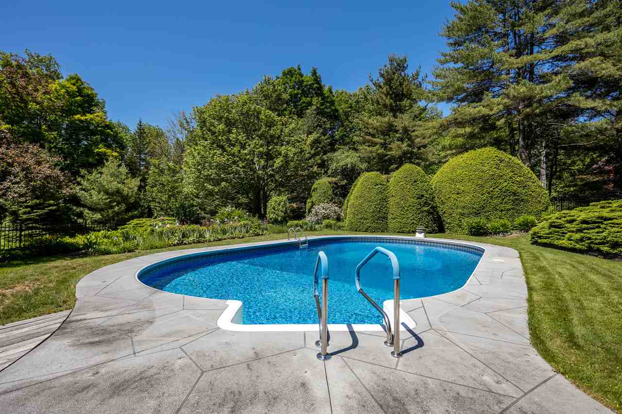 490 Gilcrist Road Stowe, VT 05672 - Photo 28 of 35