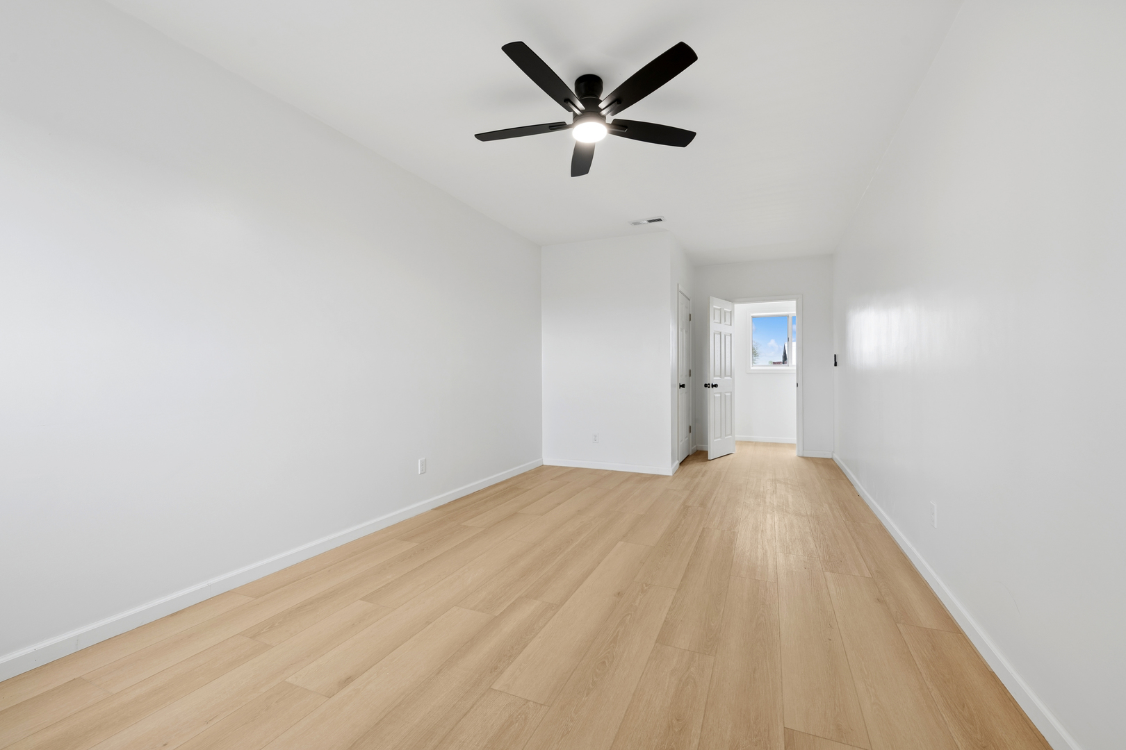 1430 North 30th Road Ottawa, IL 61350 - Photo 24 of 29