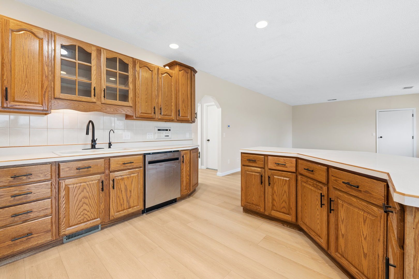 1430 North 30th Road Ottawa, IL 61350 - Photo 9 of 29