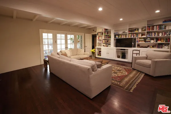 $10,999 | 11146 Valley Spring Lane, North Hollywood, CA 91602