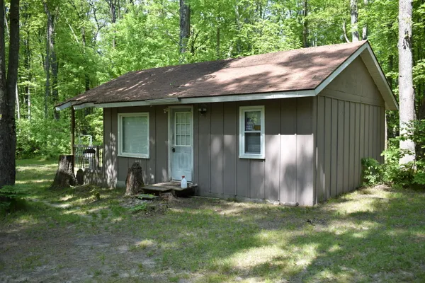 $169,000 | 2186 88th Street, Idlewild, MI 49642