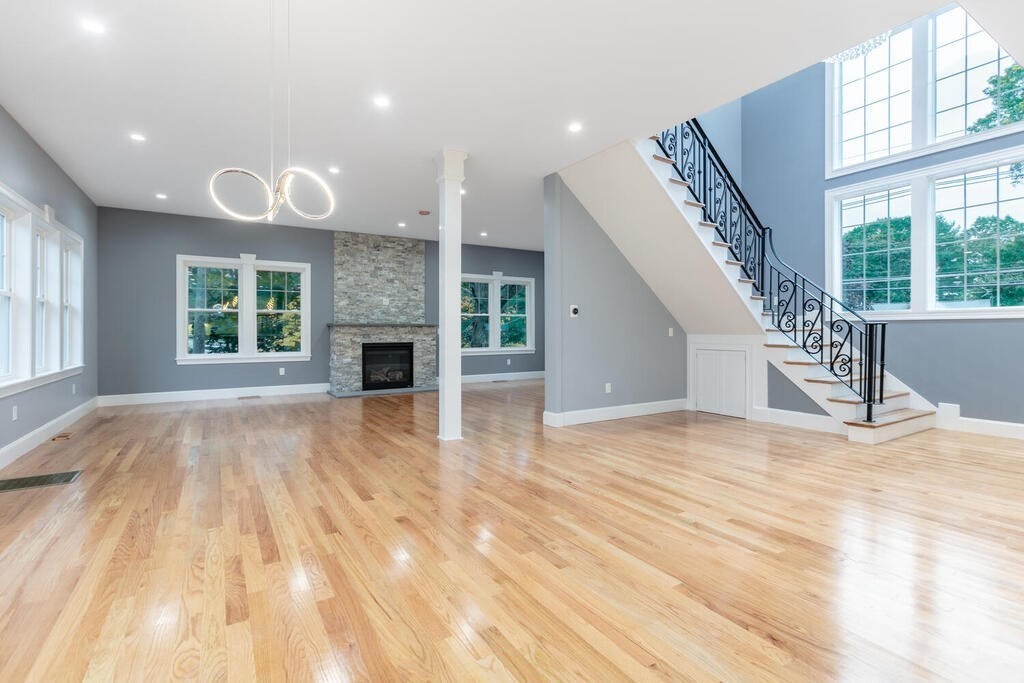 38 Boston Street Middleton, MA 01949 - Photo 11 of 42 Gallery Image 11