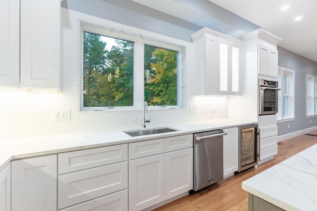 38 Boston Street Middleton, MA 01949 - Photo 7 of 42 Gallery Image 7