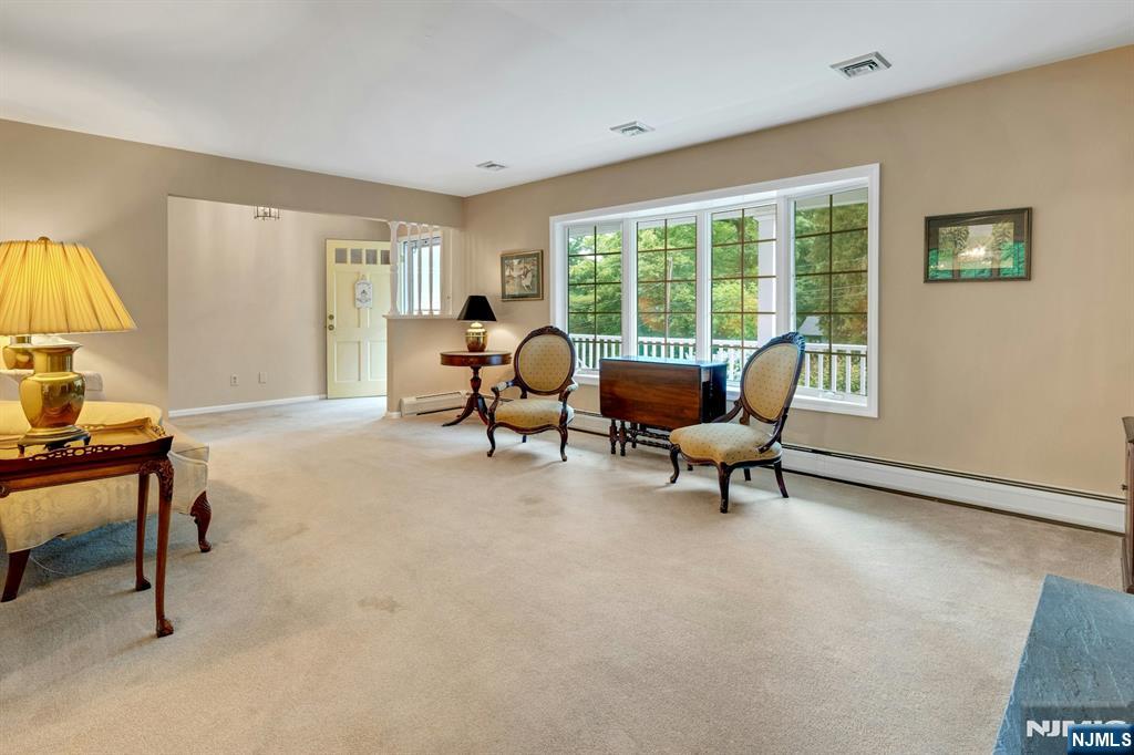 50 Rockledge Road Montville, NJ 07045 - Photo 9 of 36 Gallery Image 9