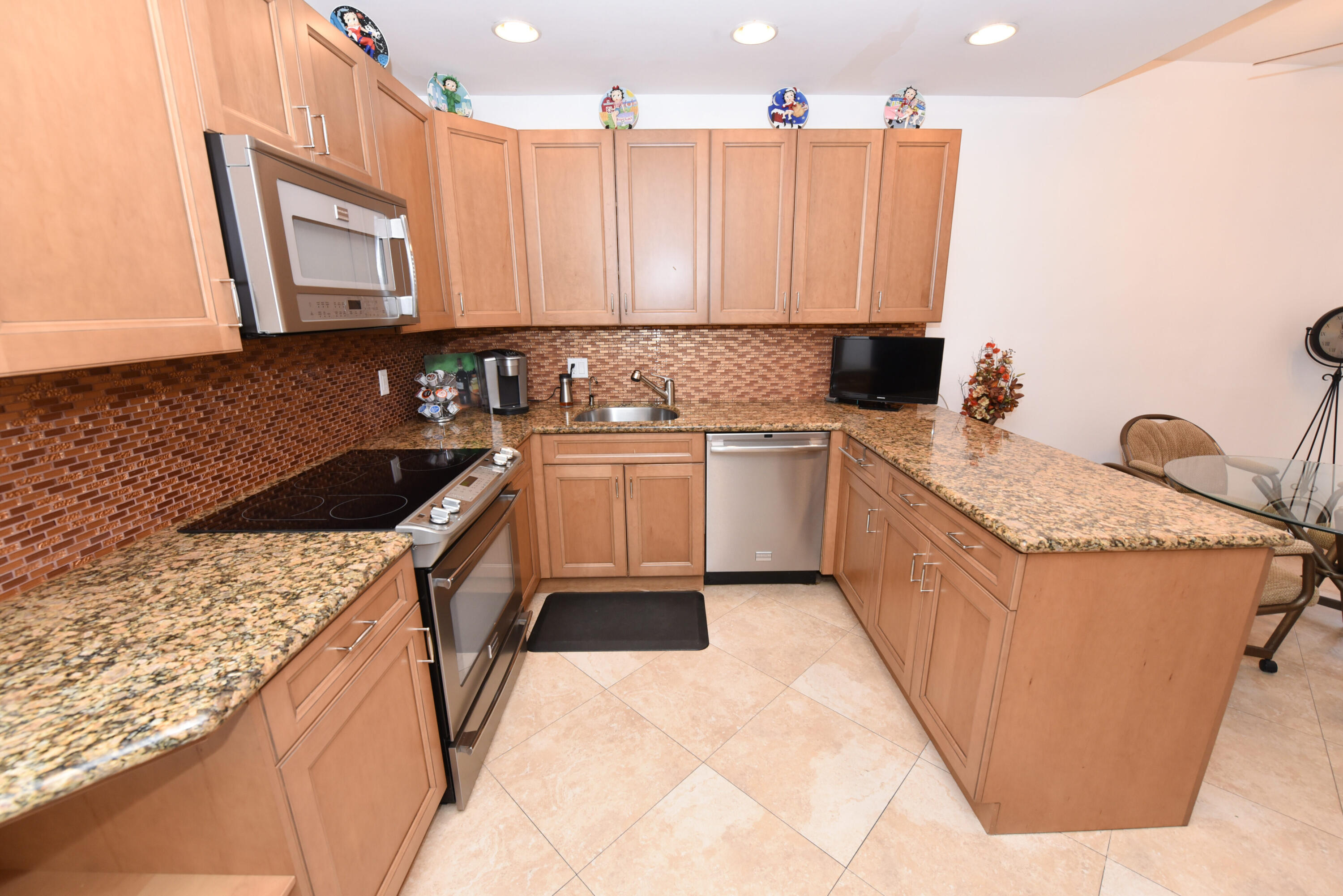 6675 Montego Bay Boulevard, Unit E Boca Raton, FL 33433 - Photo 12 of 33 6675 Montego Bay Blvd Boca-print-013-009