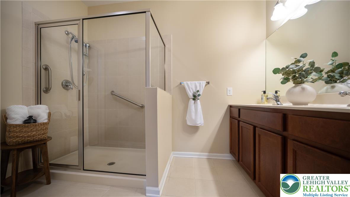 3501 Treeview Drive Emmaus, PA 18049 - Photo 17 of 22 Gallery Image 17