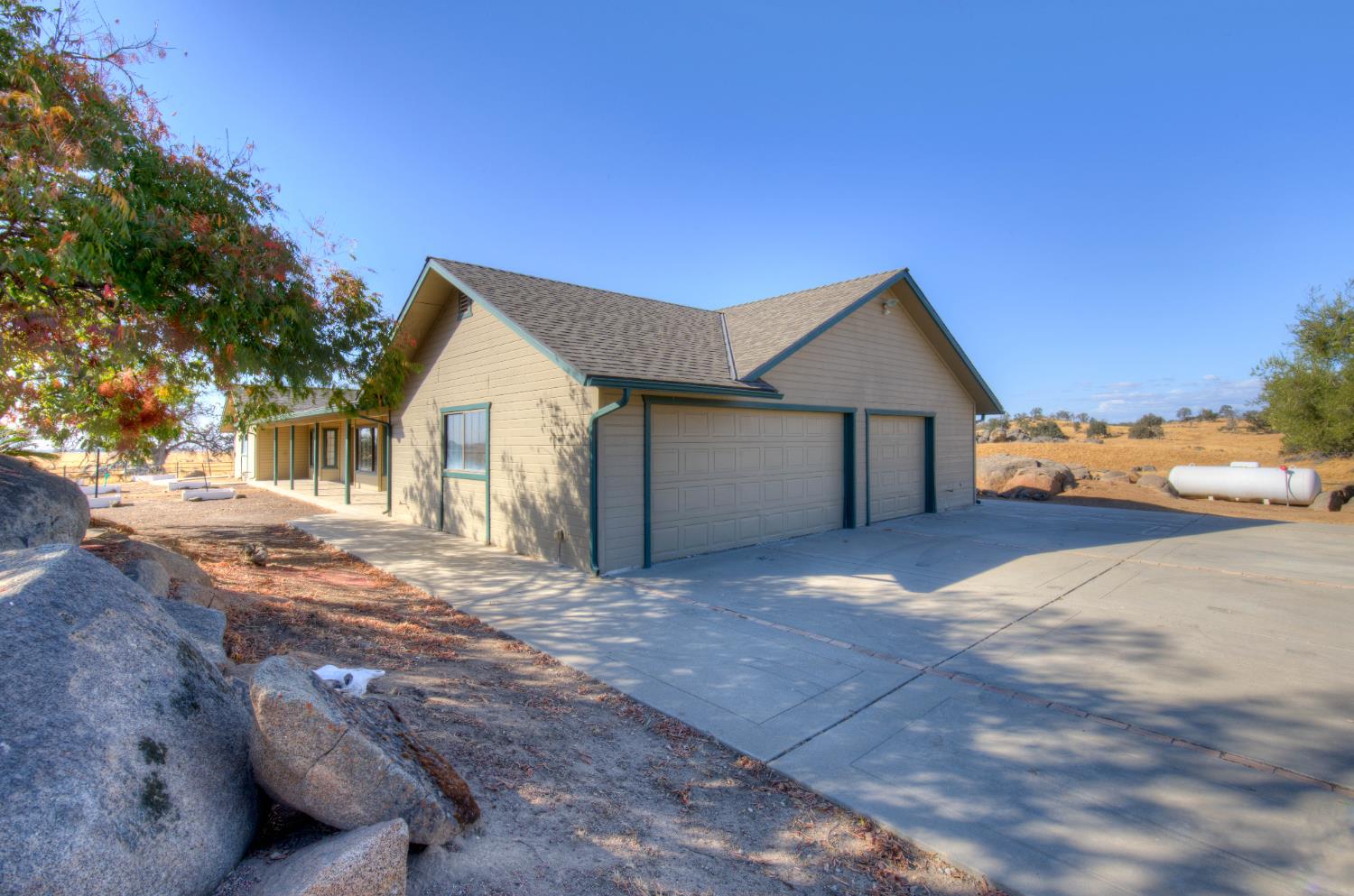 19580 Watts Valley Road Sanger, CA 93657 - Photo 21 of 22 Gallery Image 21