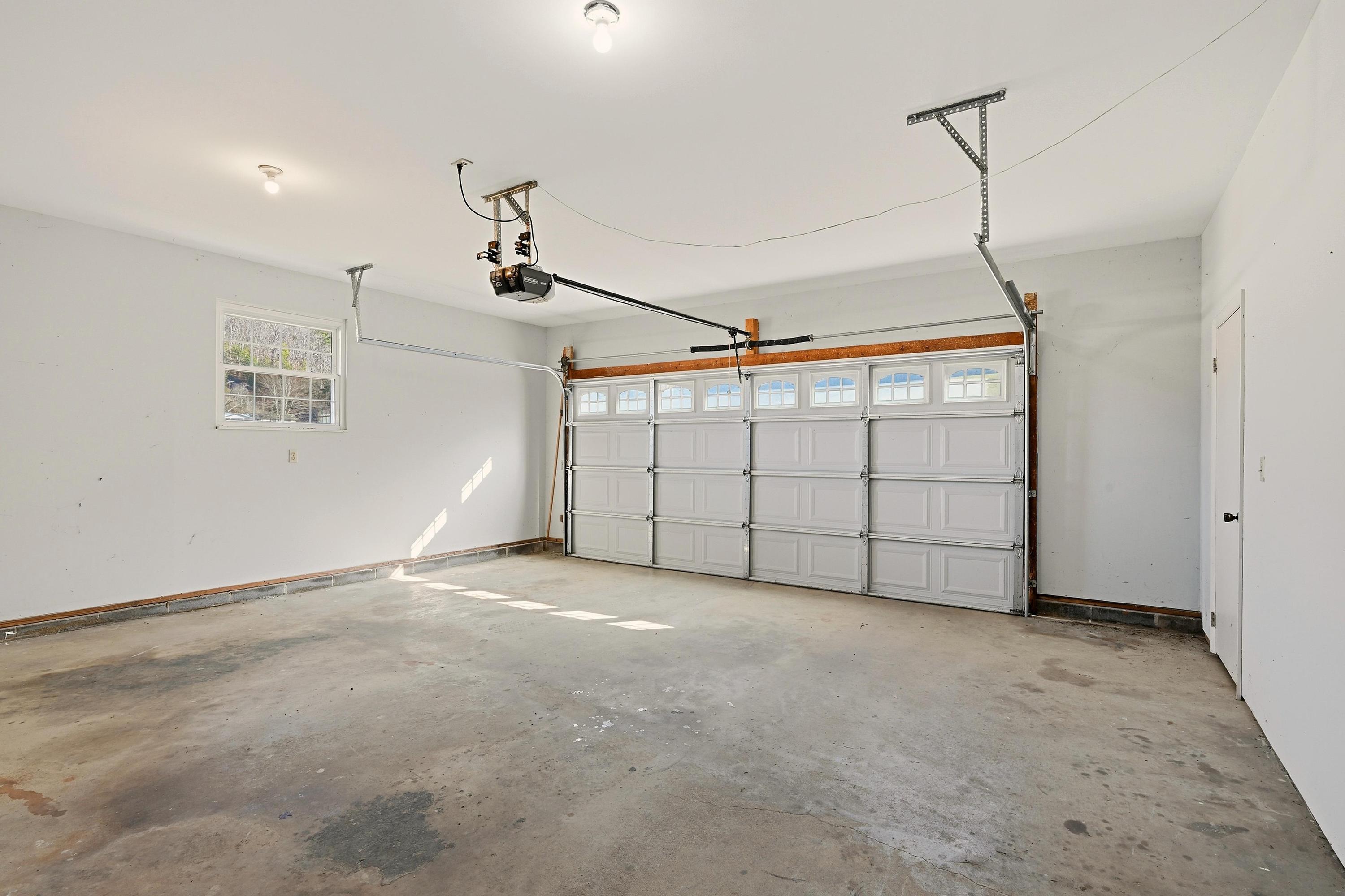 9061 Daisy Dallas Road Soddy Daisy, TN 37379 - Photo 25 of 35 2026_01_January_9061_Daisy_Dallas_Rd_003