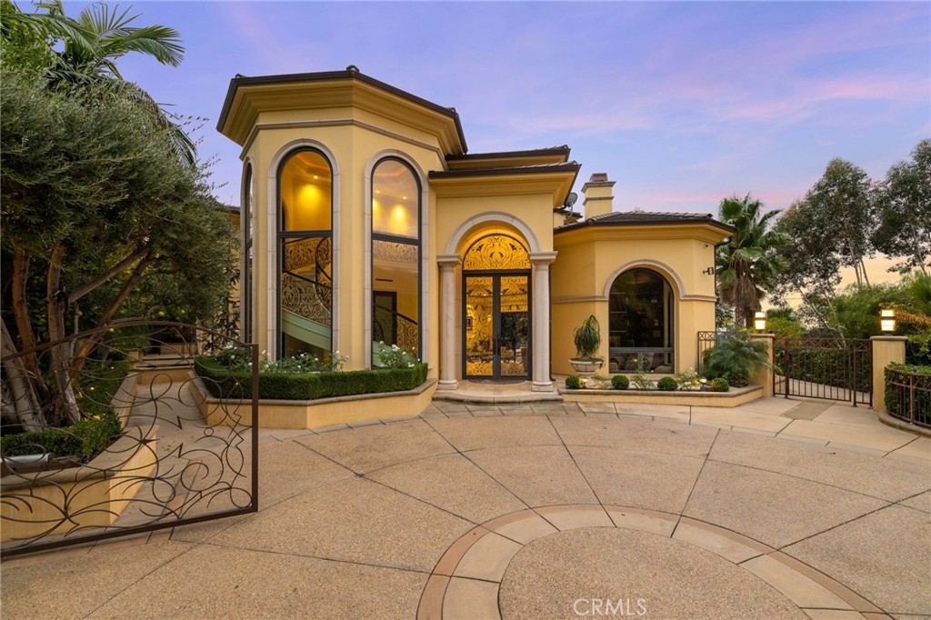 105 Oak Grove Monrovia, CA 91016 - Photo 2 of 46 Majestic Entryway, fit for a queen, or king. Driveway is gated for added security.