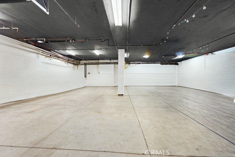 105 Oak Grove Monrovia, CA 91016 - Photo 24 of 46 a view of an empty room