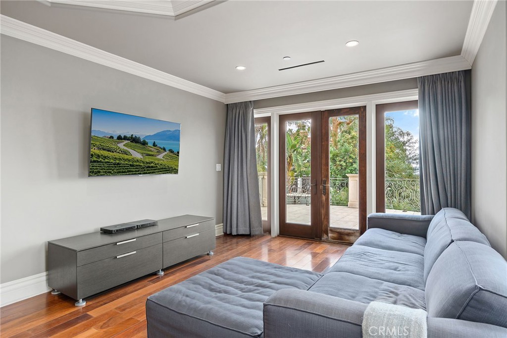 105 Oak Grove Monrovia, CA 91016 - Photo 27 of 46 a living room with furniture and a window