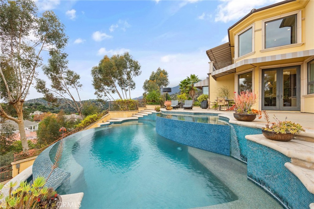 105 Oak Grove Monrovia, CA 91016 - Photo 42 of 46