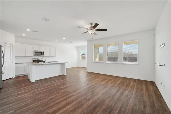 $2,350 | 846 Sitwell Drive, Fate, TX 75087