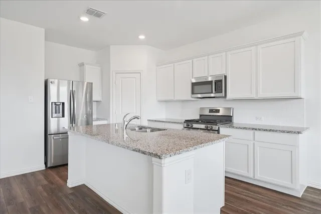 $2,450 | 846 Sitwell Drive, Fate, TX 75087