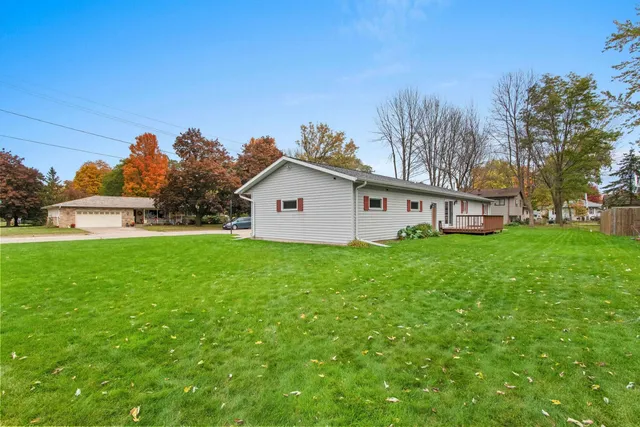 $279,900 | 69 18th Street, Clintonville, WI 54929