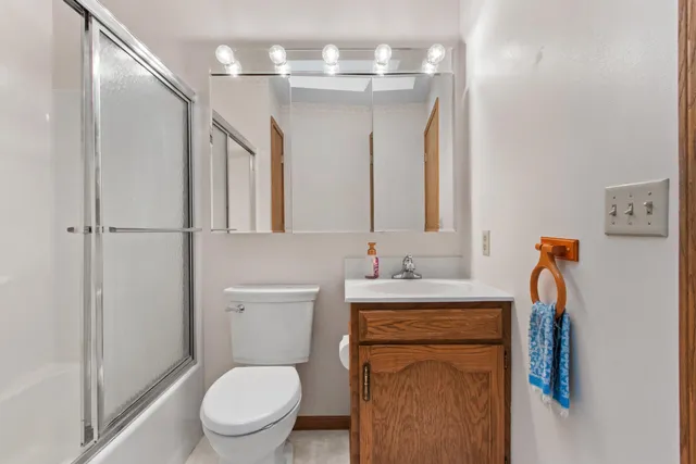 $279,900 | 69 18th Street, Clintonville, WI 54929