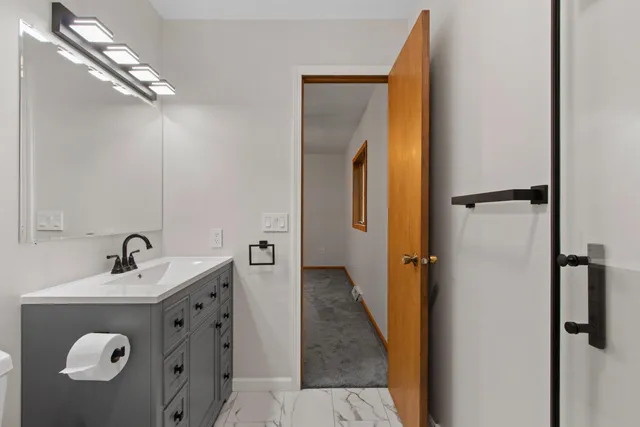 $279,900 | 69 18th Street, Clintonville, WI 54929