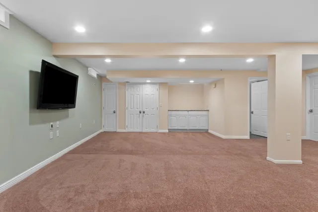 $279,900 | 69 18th Street, Clintonville, WI 54929