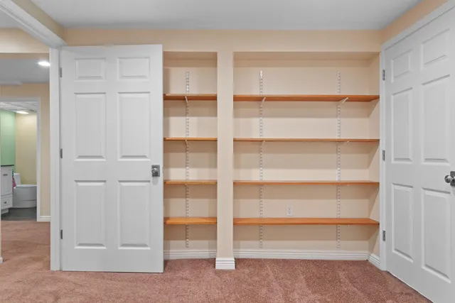 $279,900 | 69 18th Street, Clintonville, WI 54929