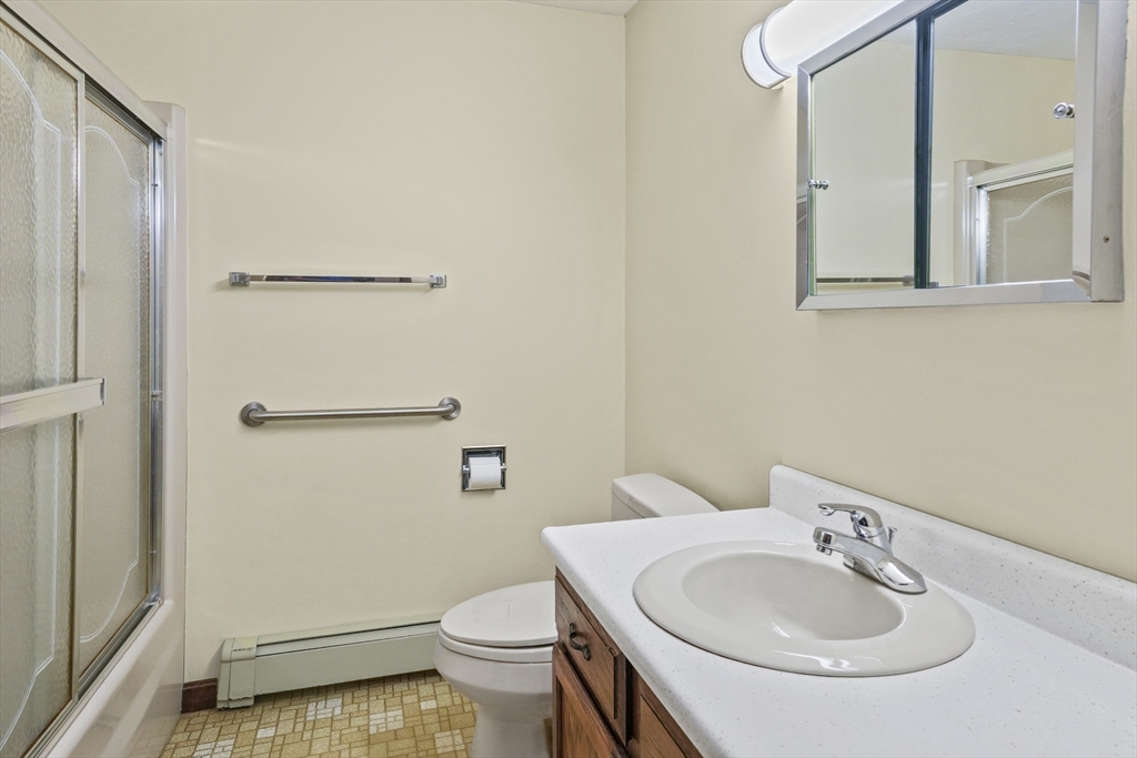 395 Franklin Road Fitchburg, MA 01420 - Photo 24 of 28 Gallery Image 24