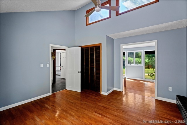 564 Hubbard Road Killingly, CT 06239 - Photo 18 of 31