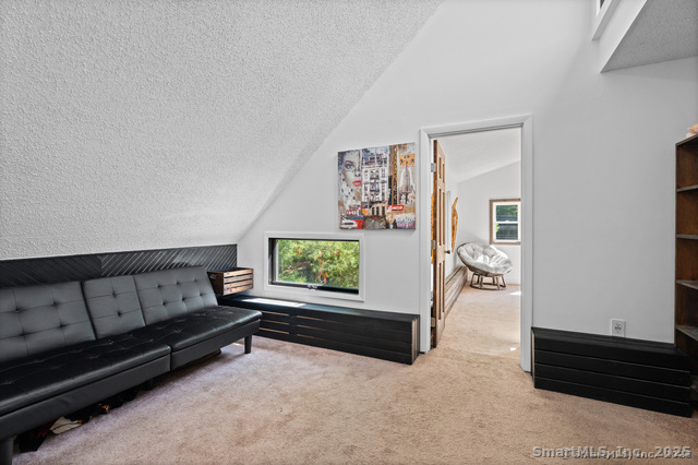 564 Hubbard Road Killingly, CT 06239 - Photo 27 of 31