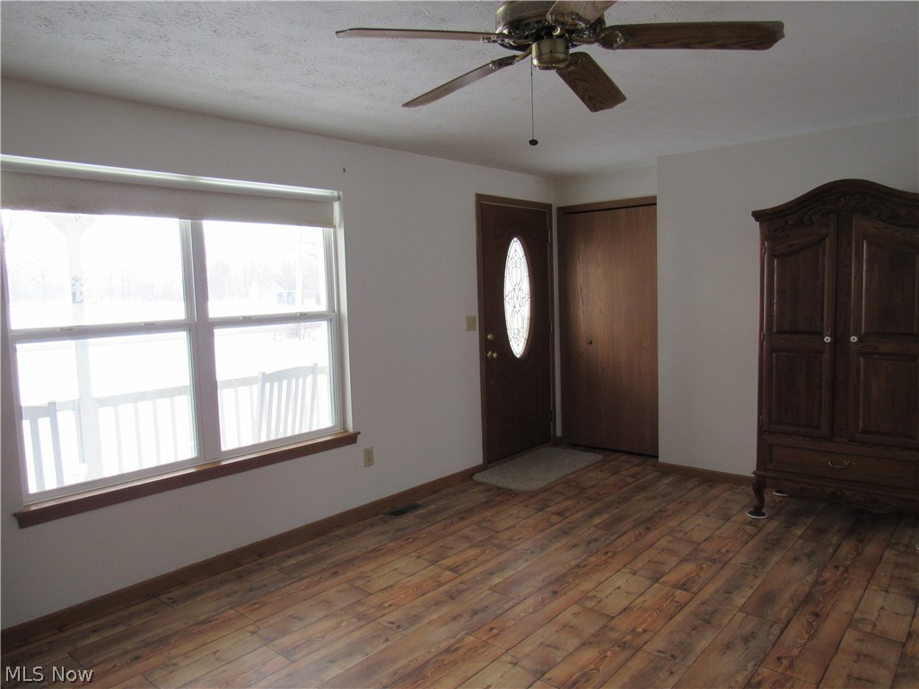 9373 Bechtel Road Elyria, OH 44035 - Photo 3 of 28 Gallery Image 3