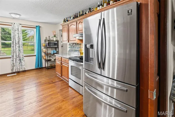 $449,000 | 24 Bernhardt Road, Lebanon, IL 62254