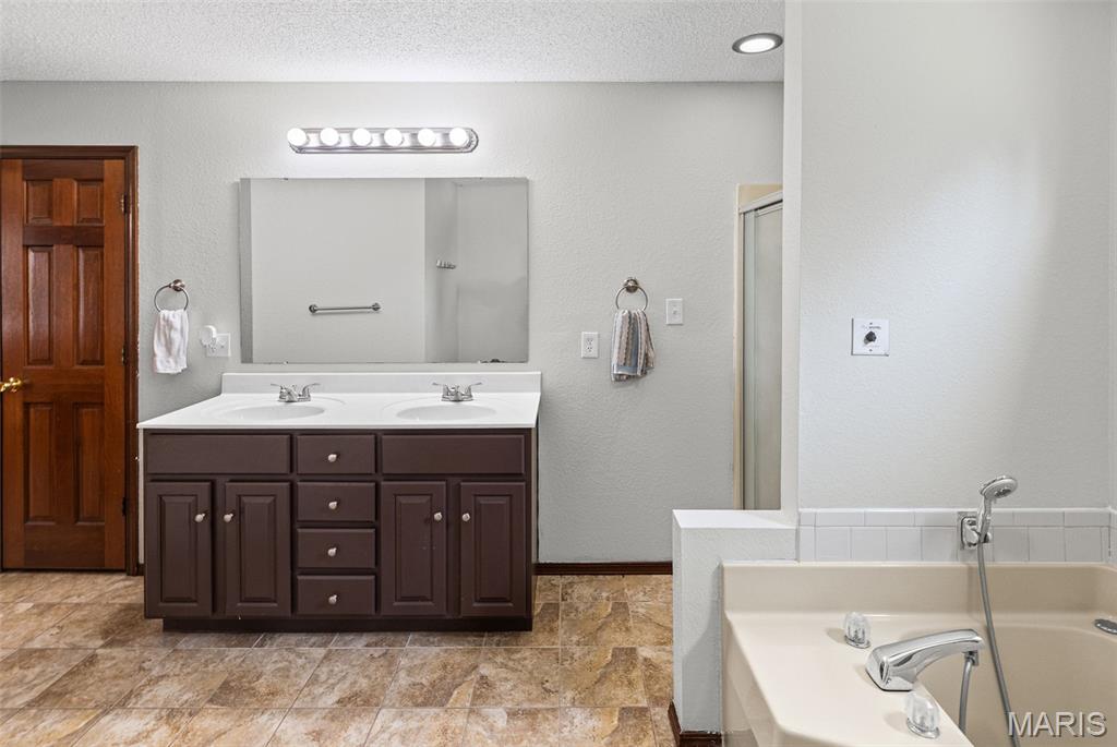 24 Bernhardt Road Lebanon, IL 62254 - Photo 28 of 63