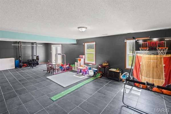 $449,000 | 24 Bernhardt Road, Lebanon, IL 62254