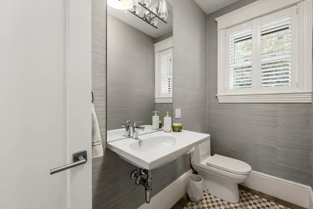 $2,999,000 | 34 Dwight Street, Unit 1, Boston, MA 02118