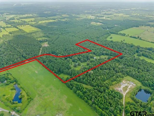 $399,000 | 220 Private Road 589, Carthage, TX 75633