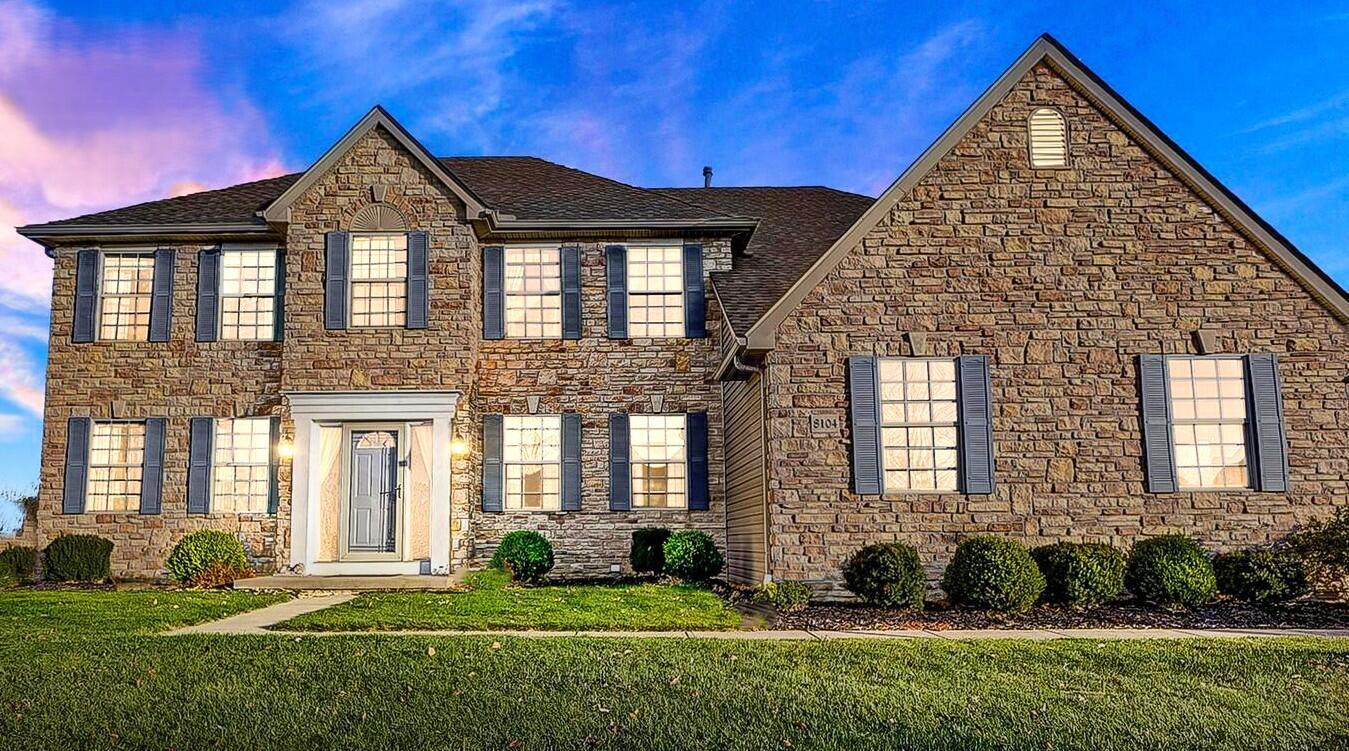 8104 Amanda Northern Road NW front view