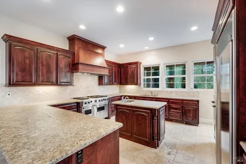 $2,950,000 | 405 London Way, Sonoma, CA 95476