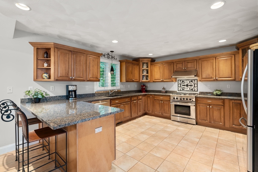 15 Island Road Lynnfield, MA 01940 - Photo 14 of 35 Gallery Image 14