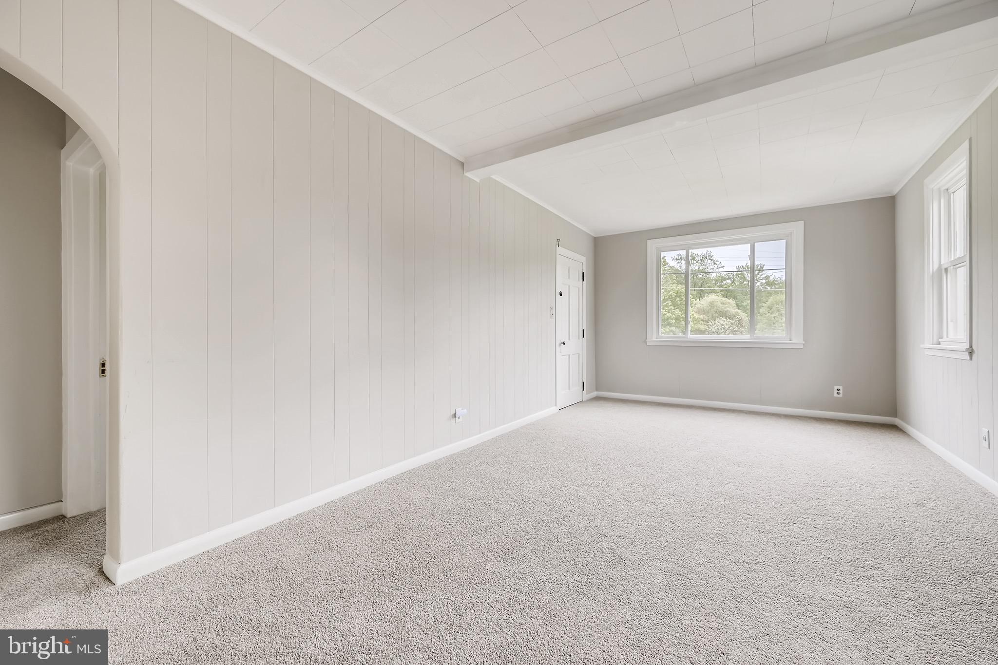 10518 Vincent Road White Marsh, MD 21162 - Photo 7 of 31 Living Room