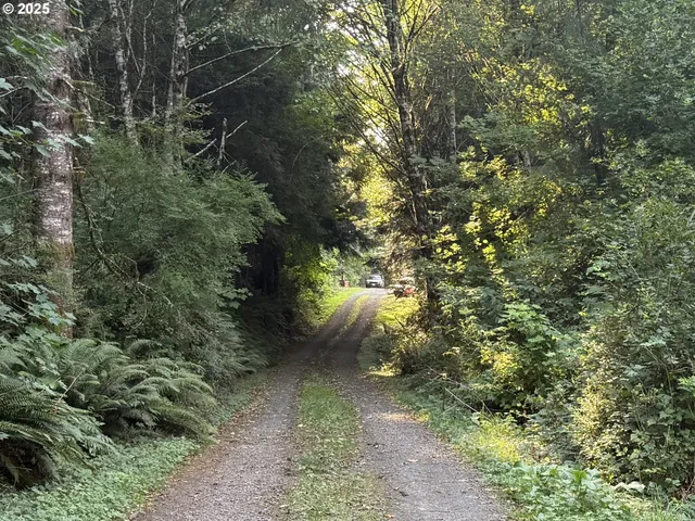 $524,000 | 70407 Schumacher Road, Rainier, OR 97048