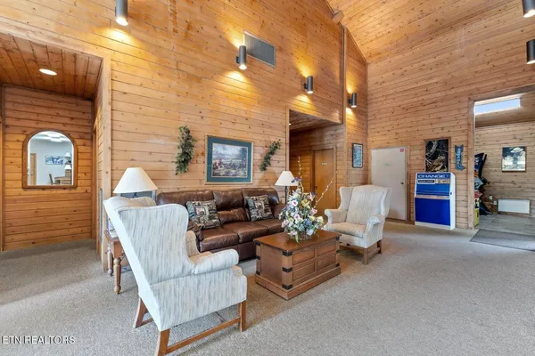 $1,495 | 1260 Ski View Drive, Unit 2103, Gatlinburg, TN 37738